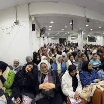 طلابنا في المحاضرة
